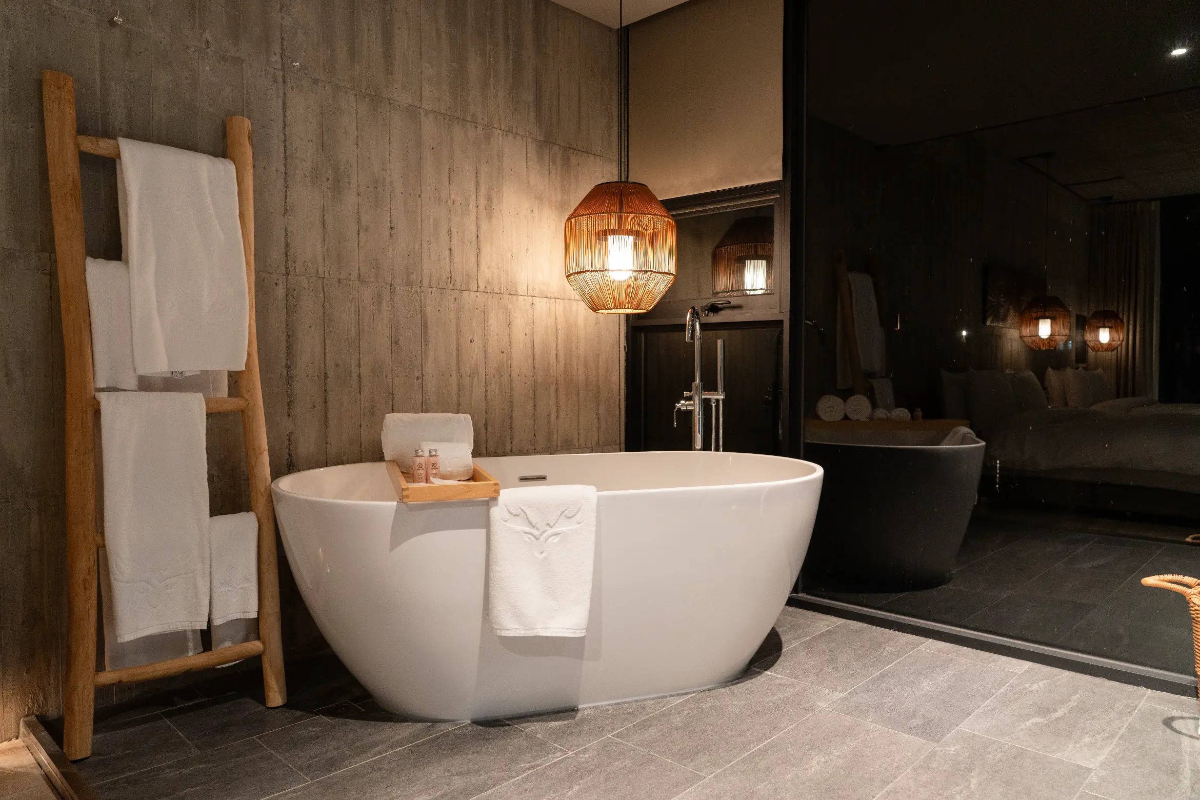 大酋長屋(四人房)