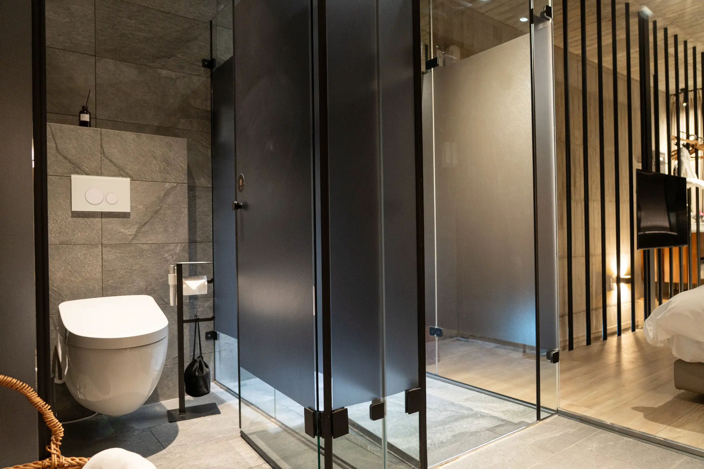 大酋長屋(四人房)